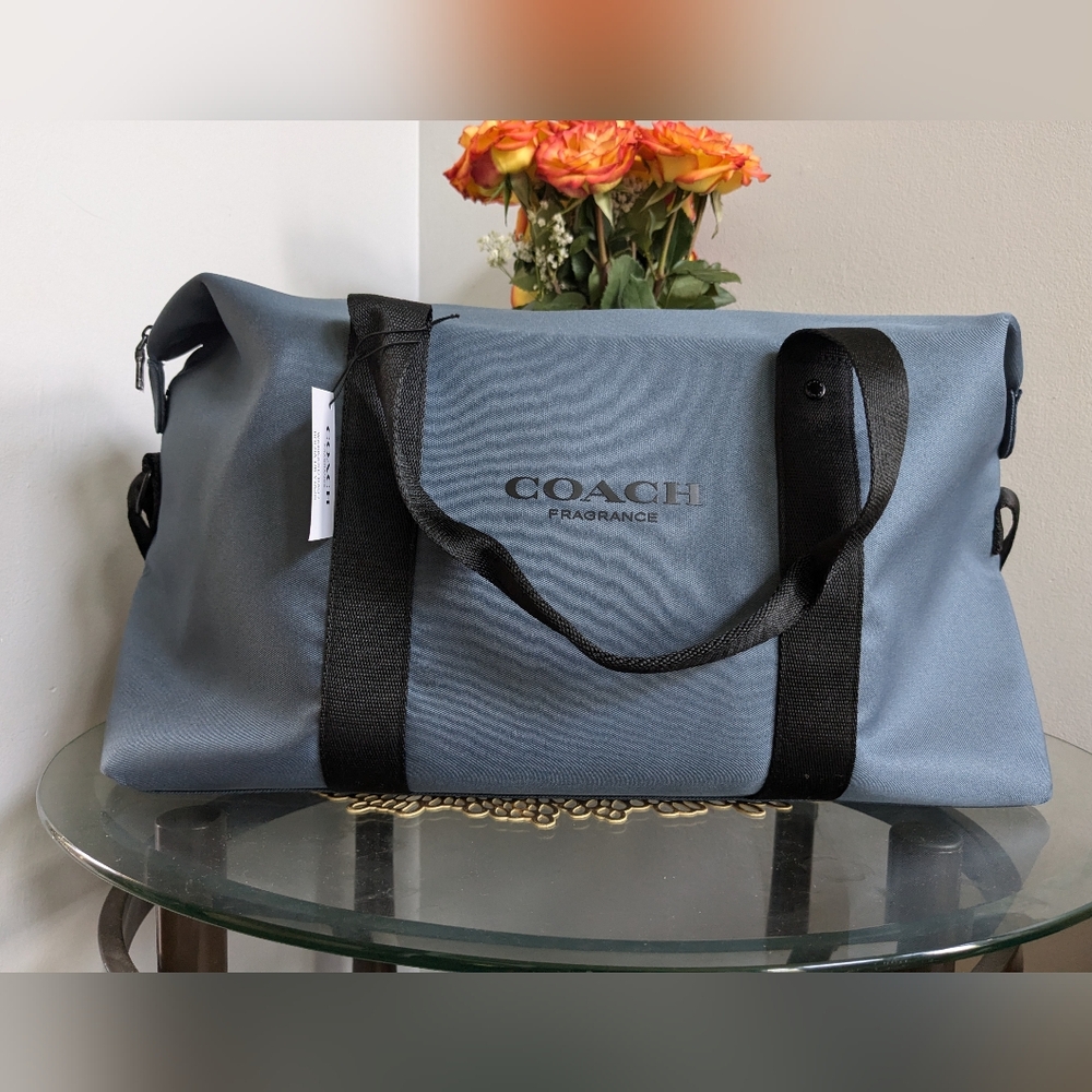 Coach duffle bag - Picture 2 of 8